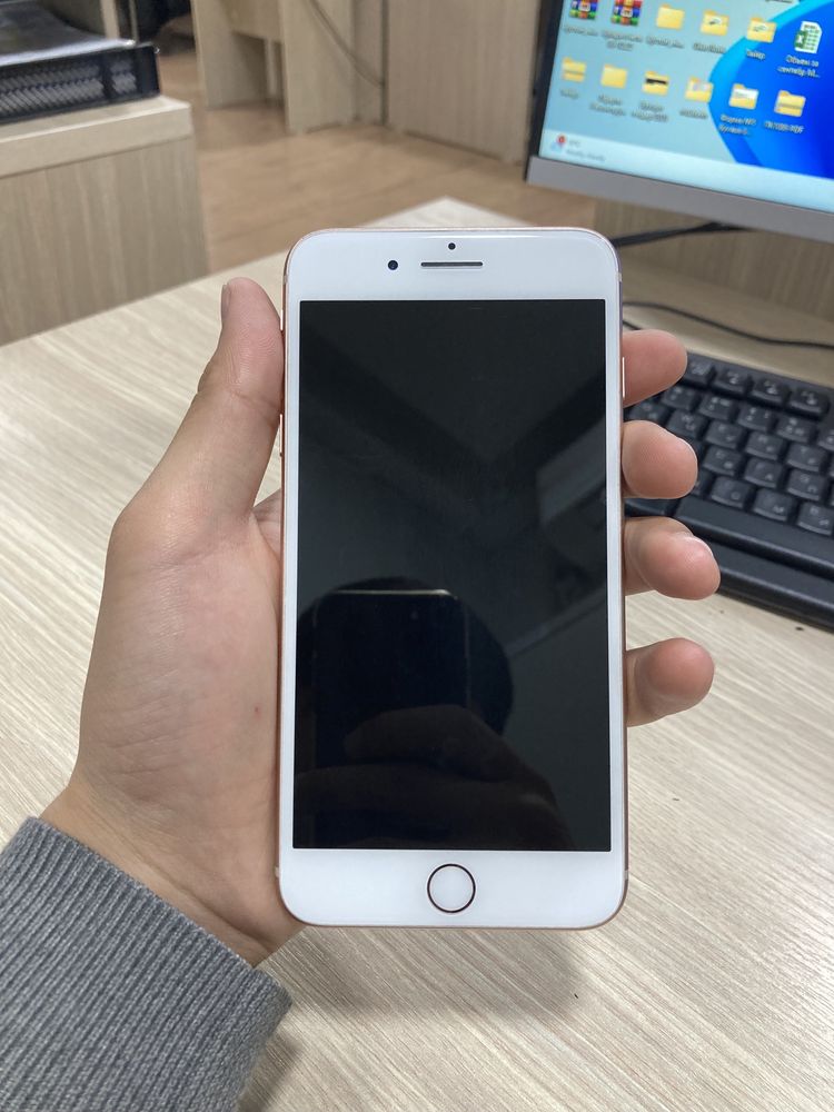 Iphone 8 plus 64gb