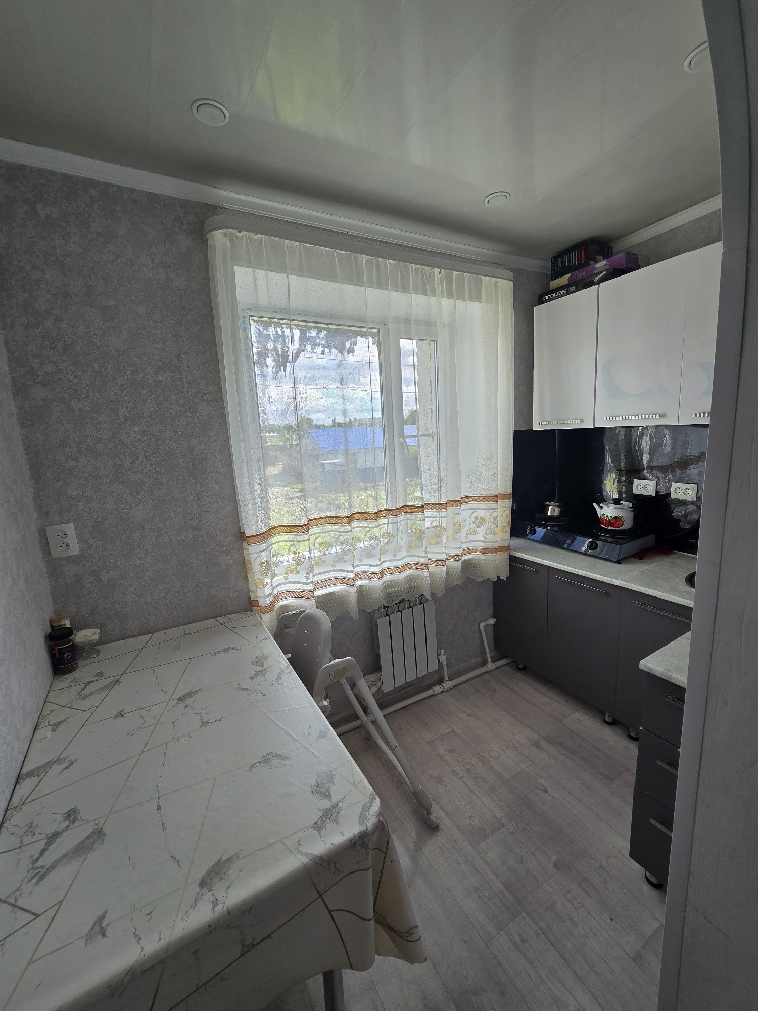 Срочно продам 2-х комнатную квартиру.
