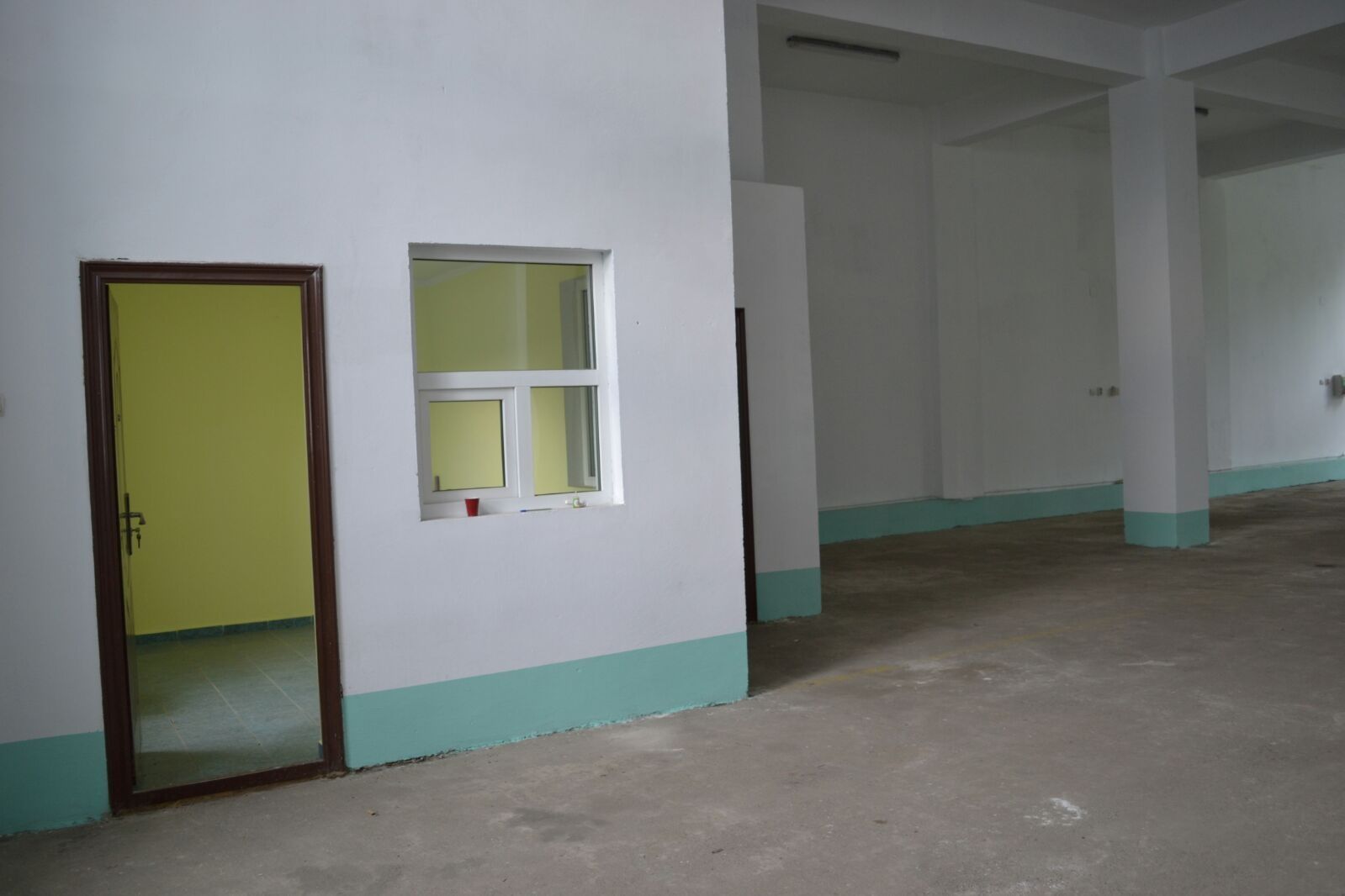 Propietar vând Spațiu comercial zona Terezian, str. Căprioarelor, nr.9