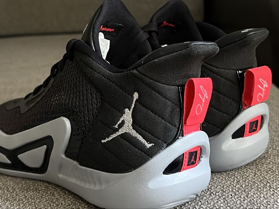 Air Jordan Tatum 1… marime 40