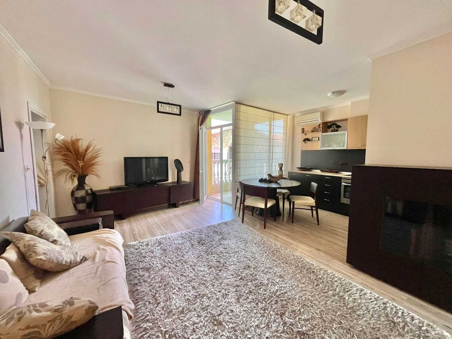 Продава се Тристаен апартамент в Свети Влас - 150 кв.м за 1134 €/кв.м - Снимка #3