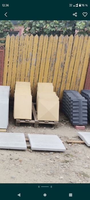 Pavaj si capace de gard