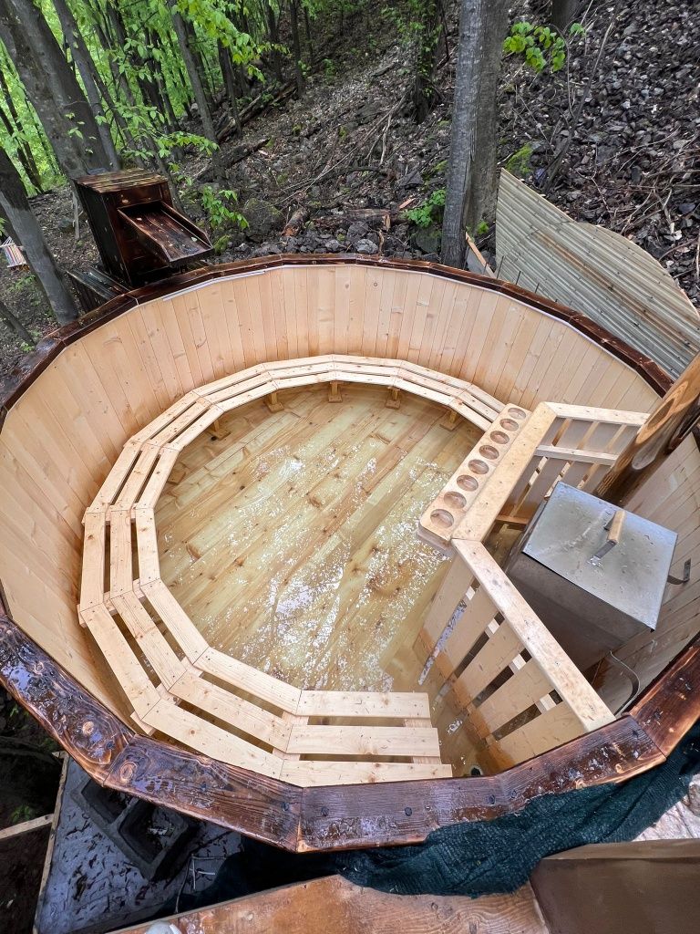 Producem sauna și ciubar din lemn uscat