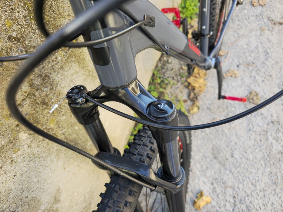 Cube Attention 29 цола 2x10 Deore Въздушна вилка Rockshox Judy,Куха ос