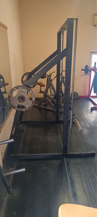 Смит машина за фитнес