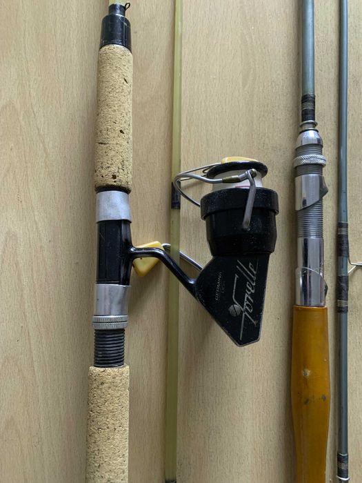 Продавам ретро въдици и макара