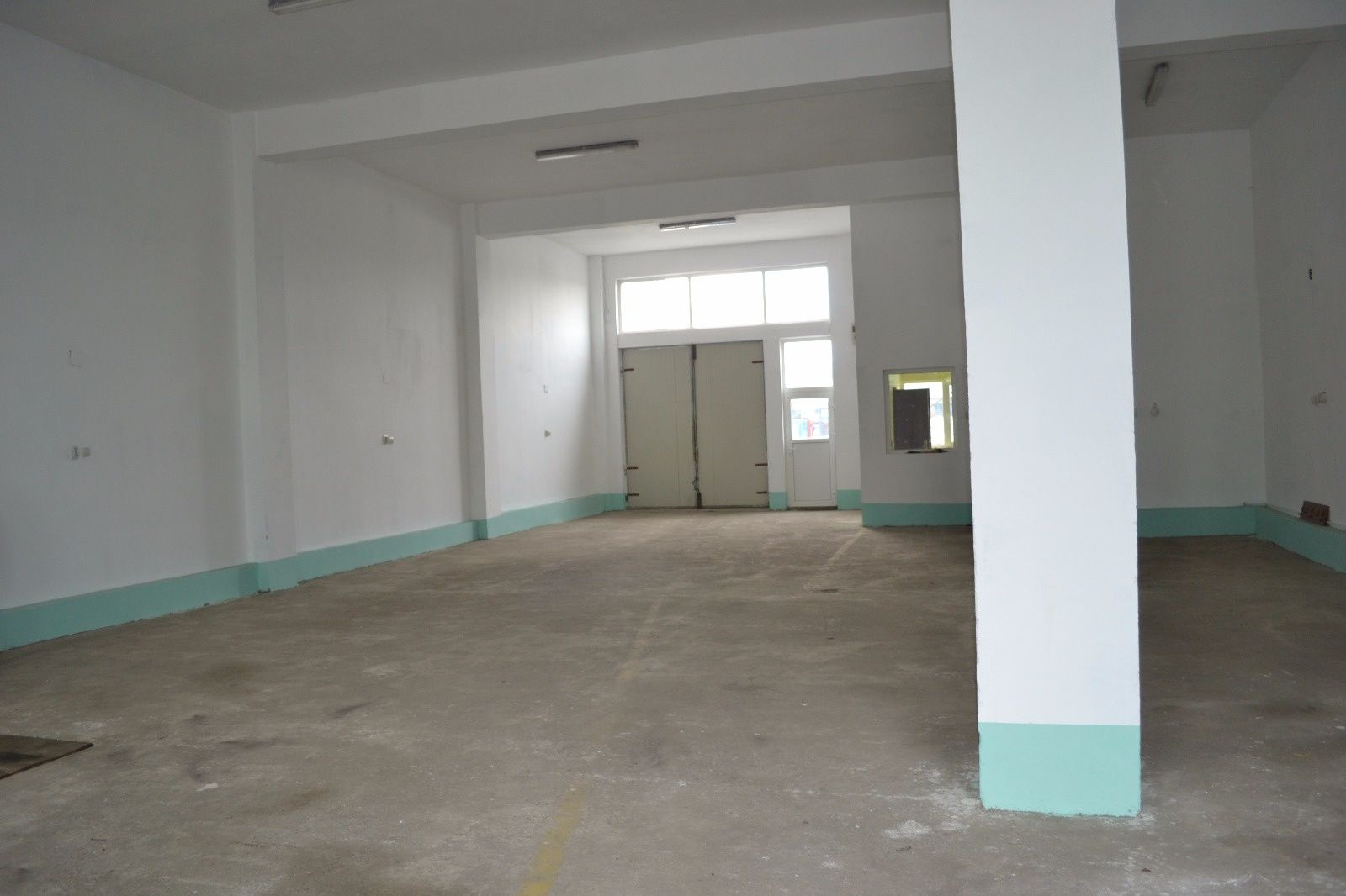 Propietar vând Spațiu comercial zona Terezian, str. Căprioarelor, nr.9