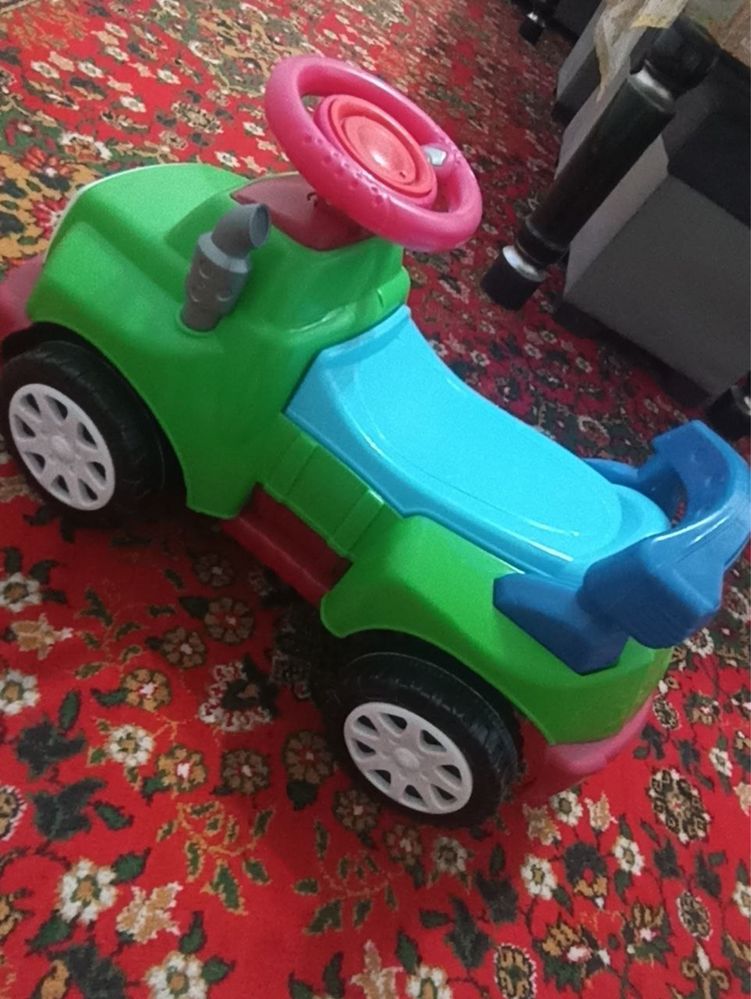 200.000so'm 2 yoshar 3 4 yoshgacha bolajon mashinasi haydash uchun