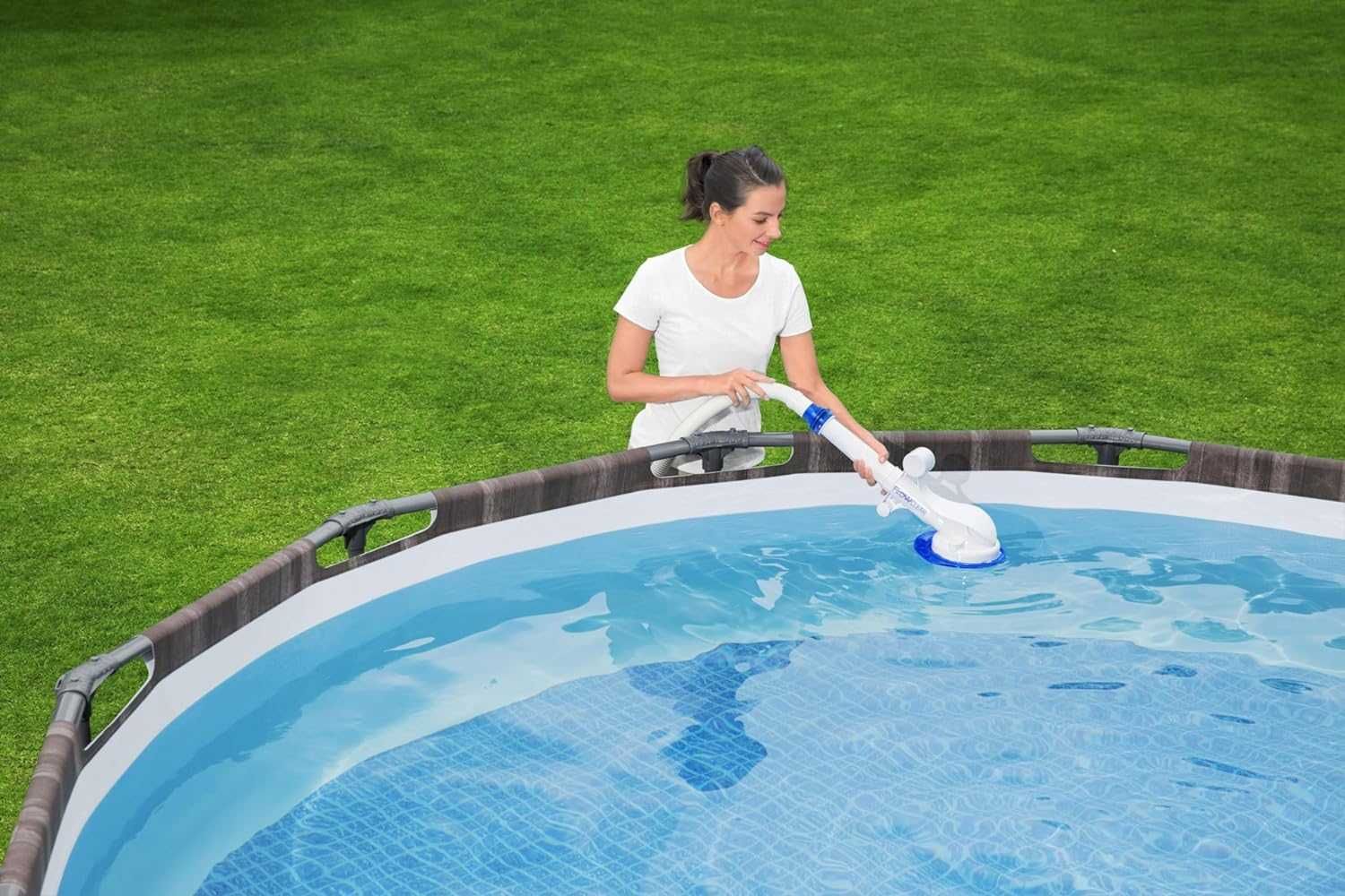 Вакуумный очиститель BESTWAY AQUASWEEPER для чистки бассейна 58628 BW