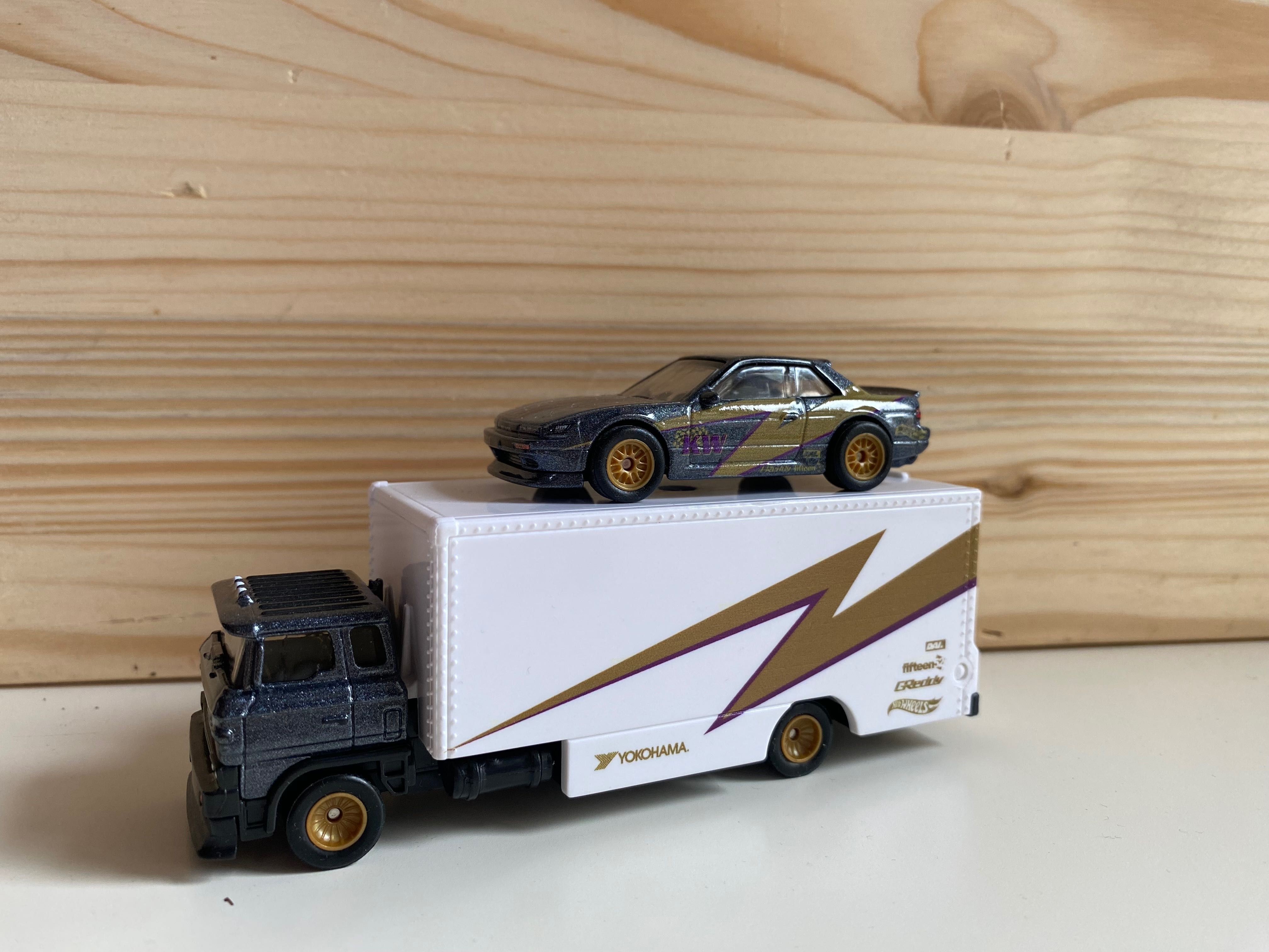 Hot Wheels Team Transport