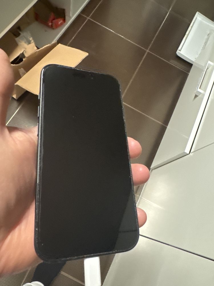 iphone 15 pentru piese