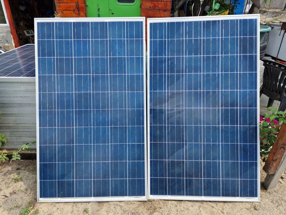 Kit pompă submersibilă + două panouri fotovoltaice