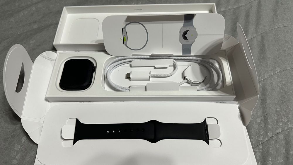 Apple Watch 10 46mm Jet Black