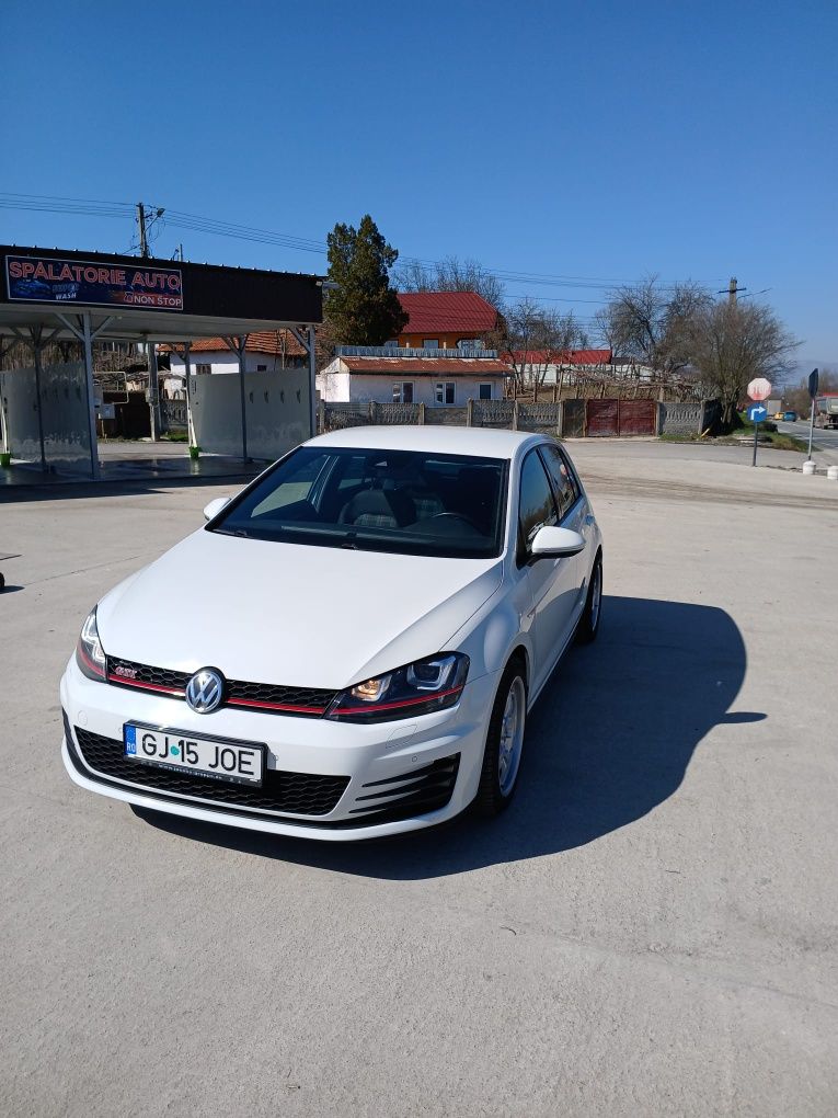 Vand golf 7 gti 2016 .
