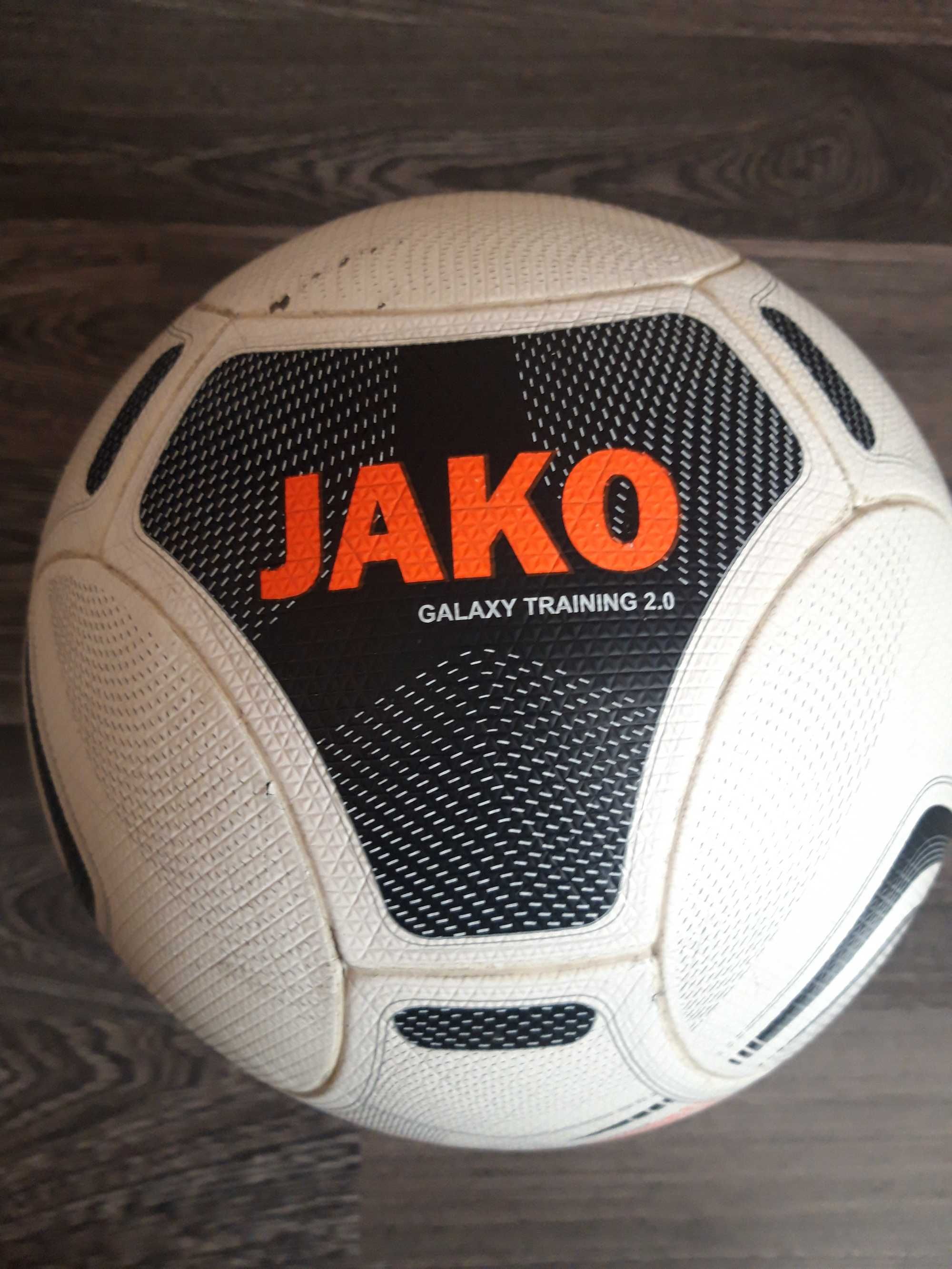 Футболни топки Joma, Jako