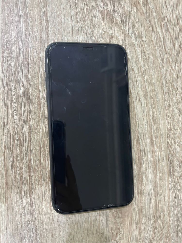 Срочна продам iPhone 11 Black