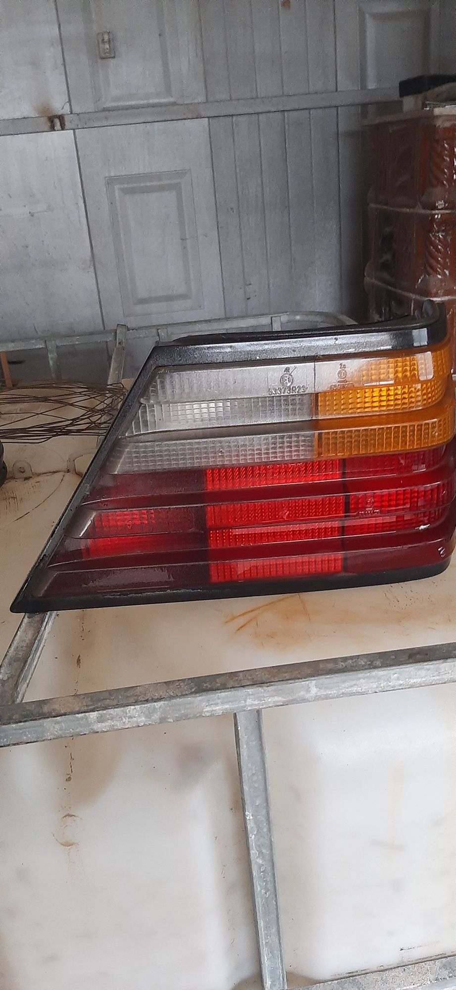 Lămpi spate mercedes w124