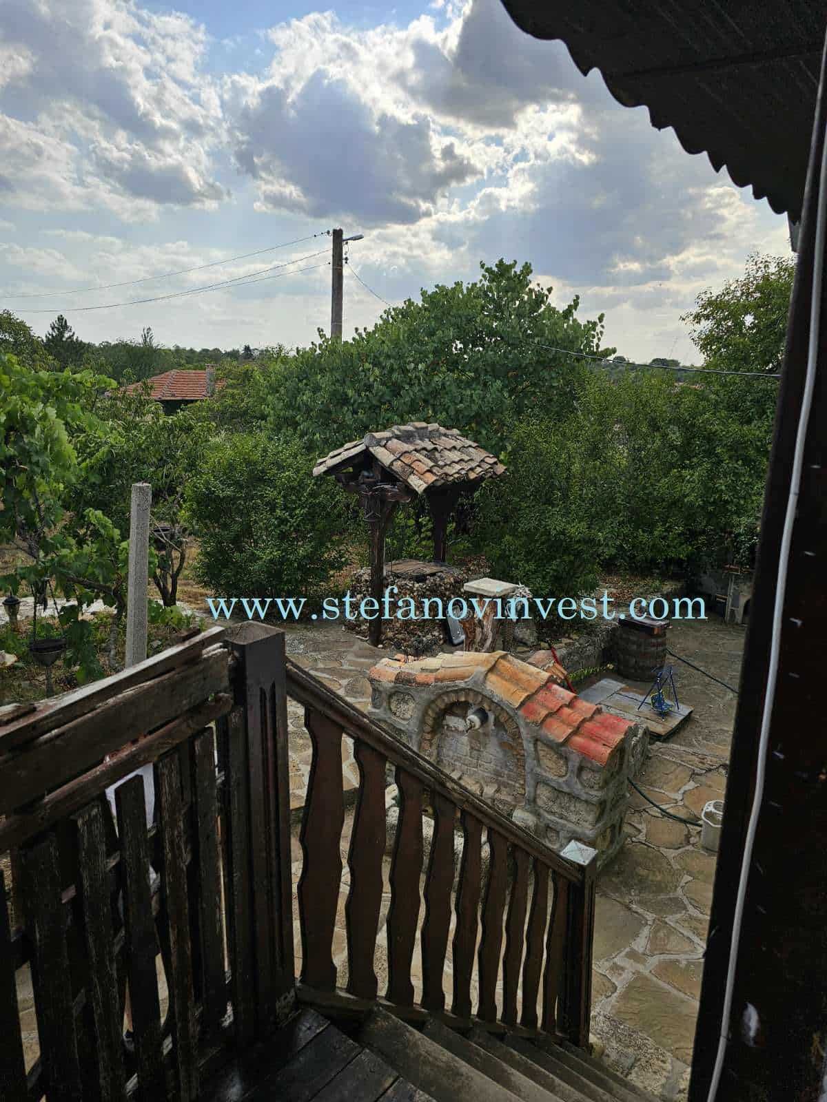 Къща в село Равна - Провадия