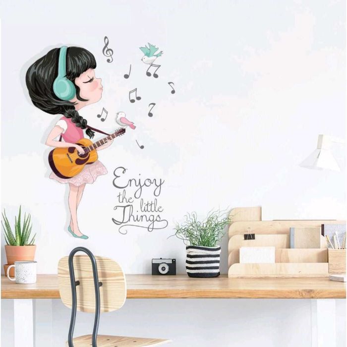 Наклейка интерьерная (на стены, обои, мебель)