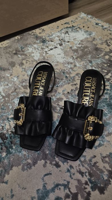 Șlapi Versace Jeans Couture 38 purtați o singură dată