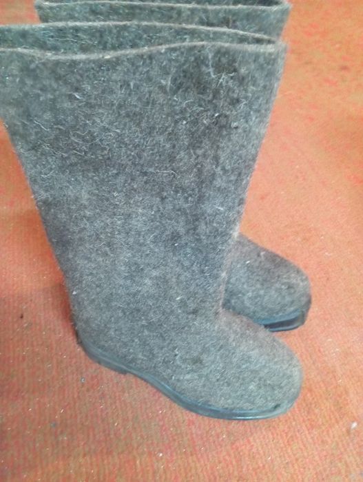 Продам валенки новые