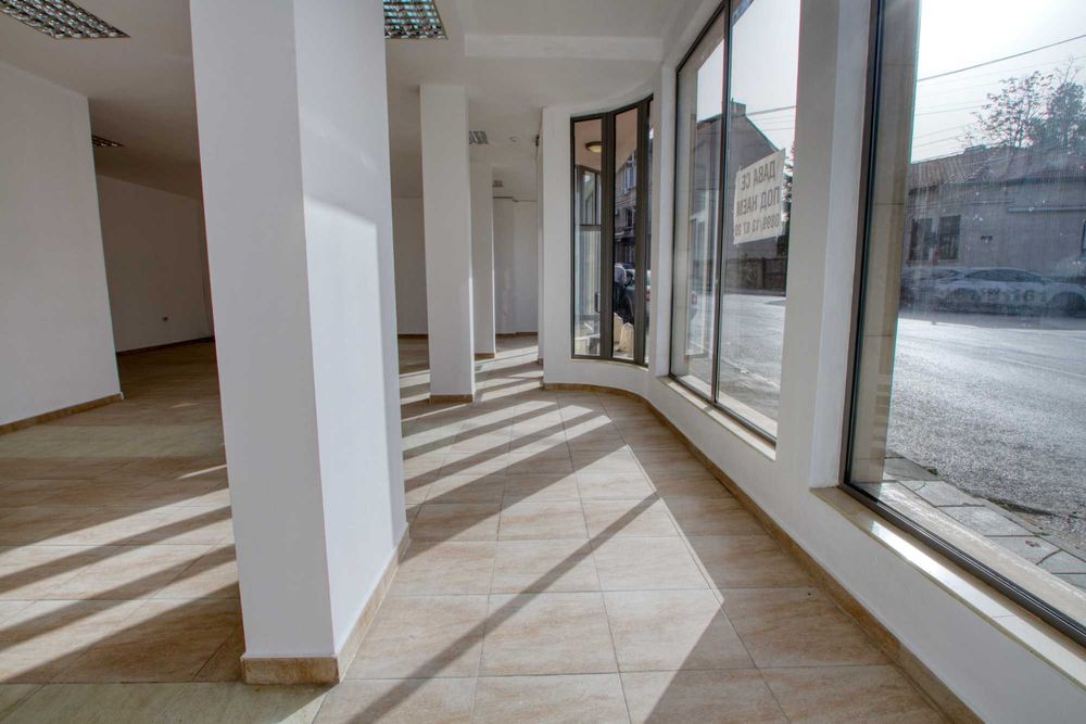 Помещение под наем в широкия център на Дупница (Севдината фурна)