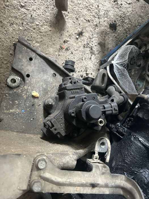 Senzor pompa injectie+pompa opel 1.9 150cp