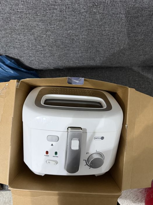 Friteuza 2.2 litri switchOn 1800w