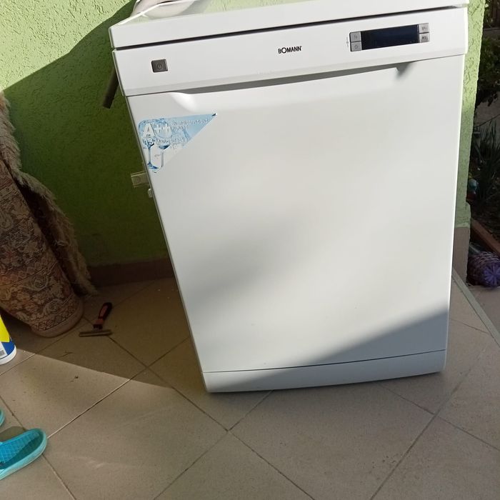 Mașină de spălat vase