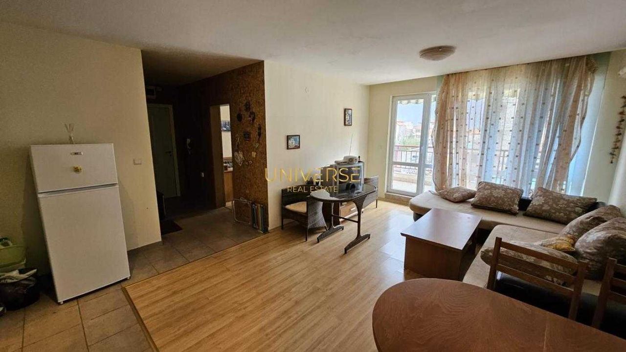 Продава се Двустаен апартамент в к.к. Слънчев бряг - 67 кв.м за 1172 €/кв.м - Снимка #3