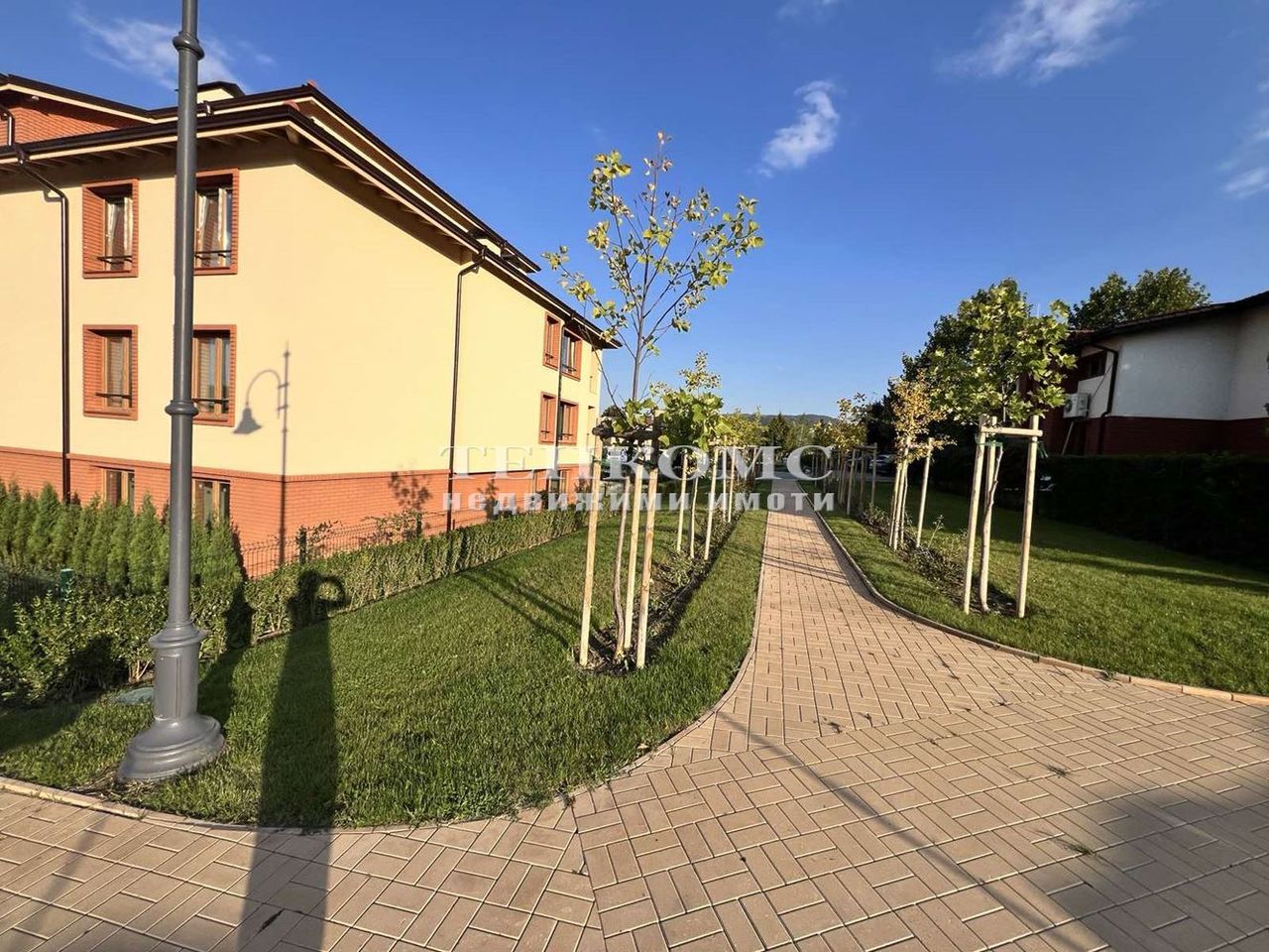 Продава се Четиристаен апартамент в София, м-т Детски град - 156 кв.м за 2686 €/кв.м - Снимка #2