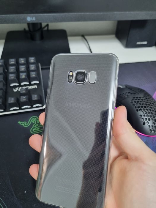 Samsung S8+ в хорошем состоянии