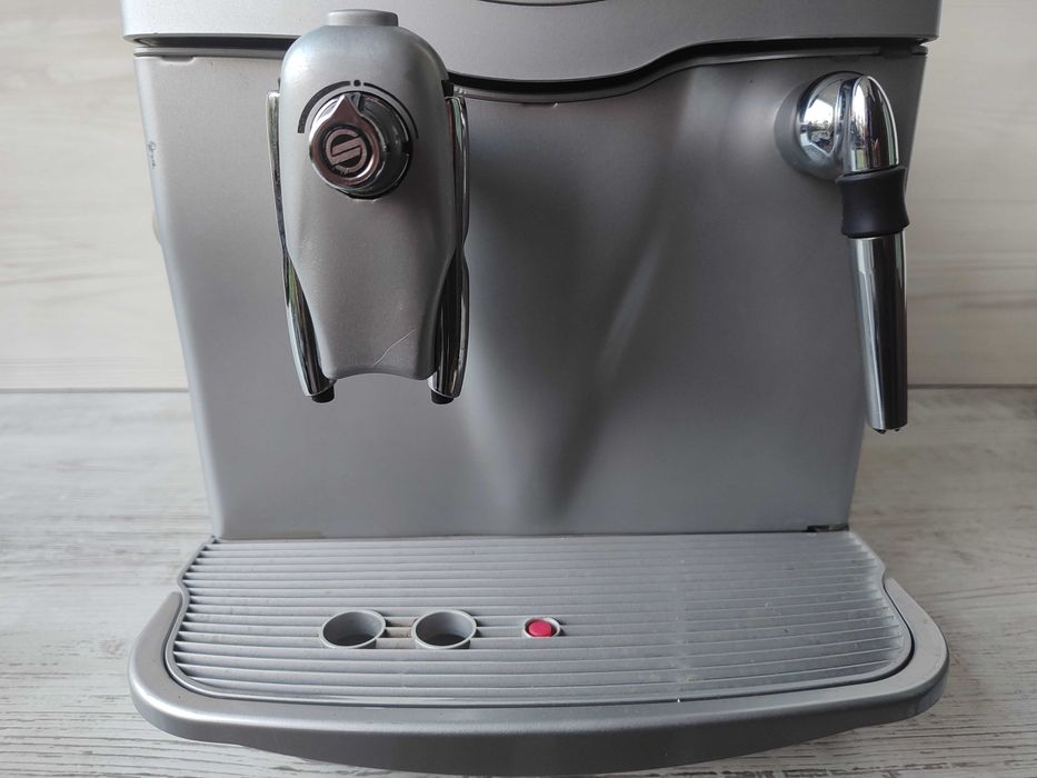 Кафеавтомат - робот Saeco Incanto Rondo