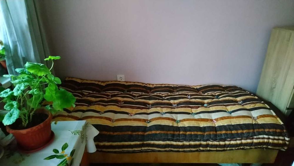 Легло с дюшек и пружина
