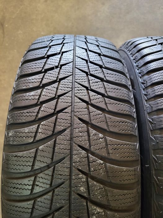 2 anvelope 205 60 R 16 Bridgestone iarna