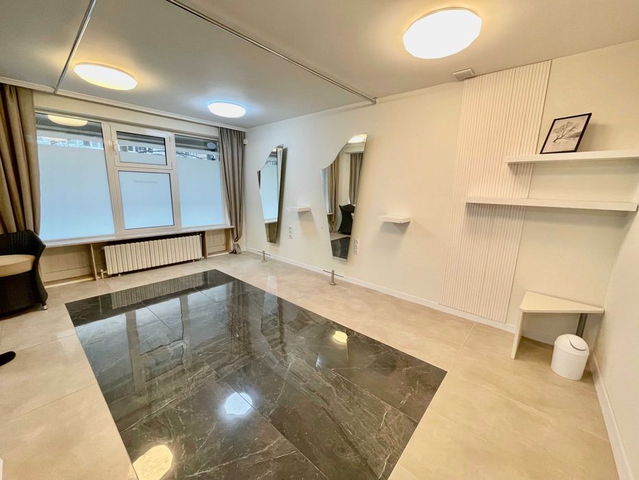 Дава се под наем  в София, Иван Вазов -  кв.м за 382.5 € - Снимка #2