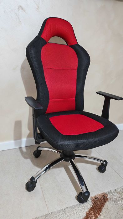 Scaun birou gaming rotativ