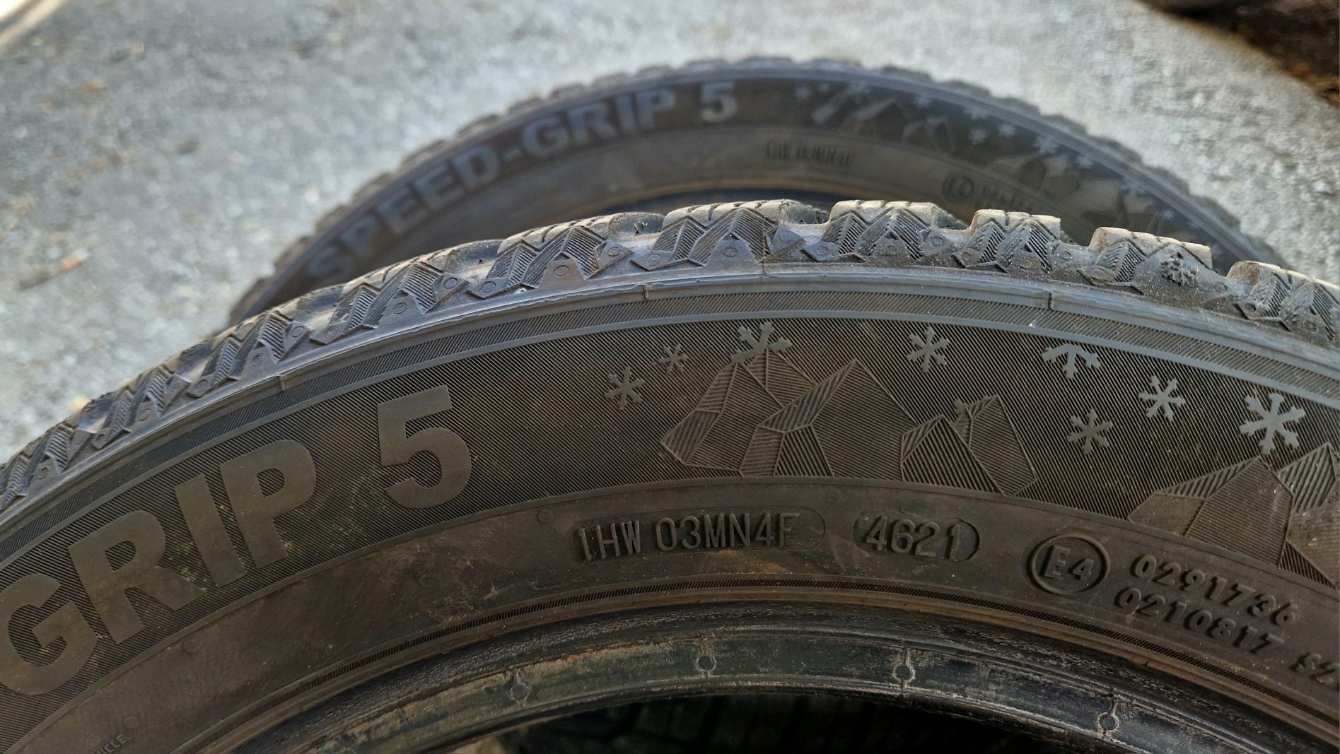 7,5мм 205/55/16 зимни гуми Semperit Speed-Grip 5