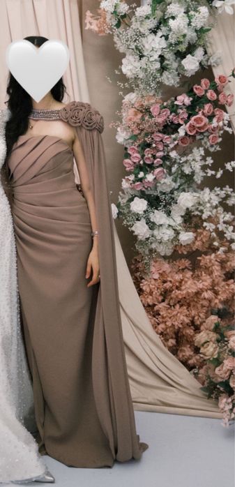 Вечерние платьяя