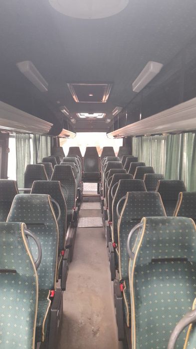 Autobuz IRISBUS 42 de locuri