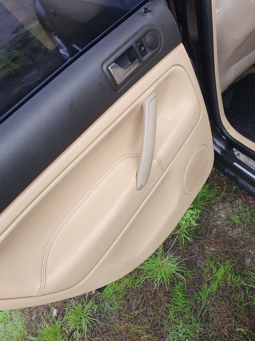 Vând Passat B5.5
1.9 131 cai AVF 4x4 
6 trepte, interior piele crem im