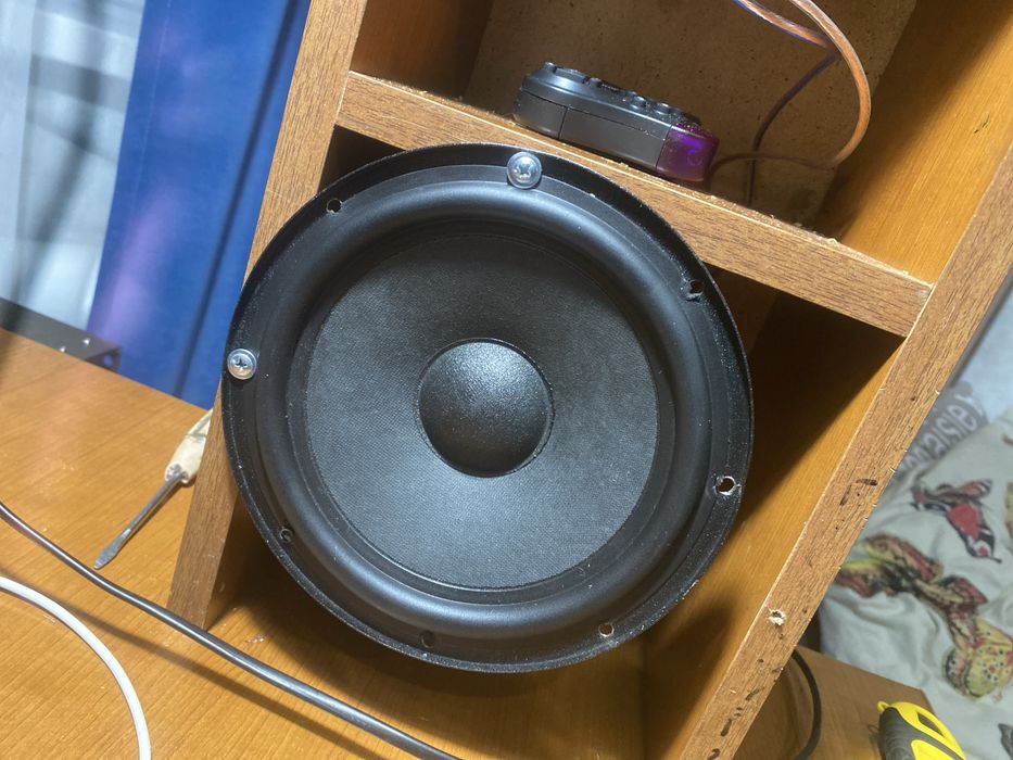 Продам динамик