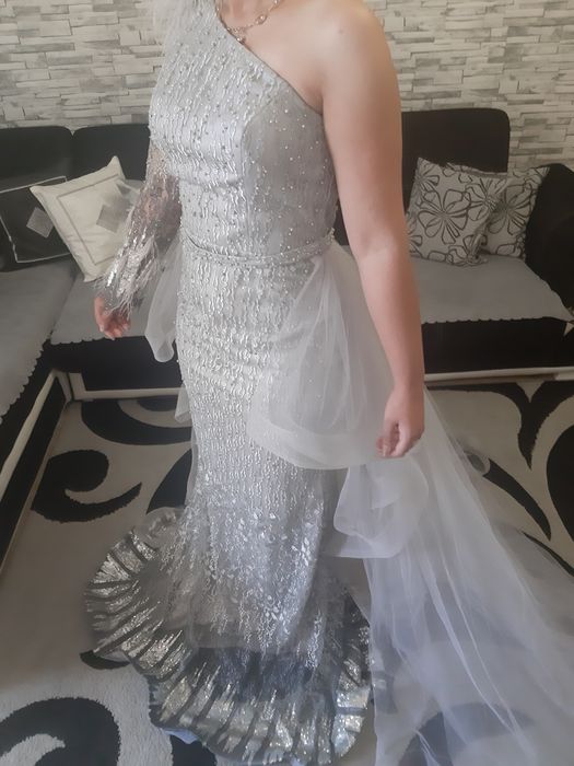 Официална бална рокля