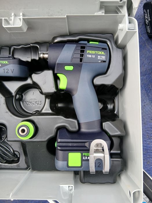 Безчетков винтоверт Festool