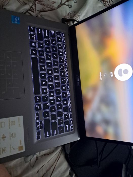 Laptop 14" ultraportabil ASUS X415