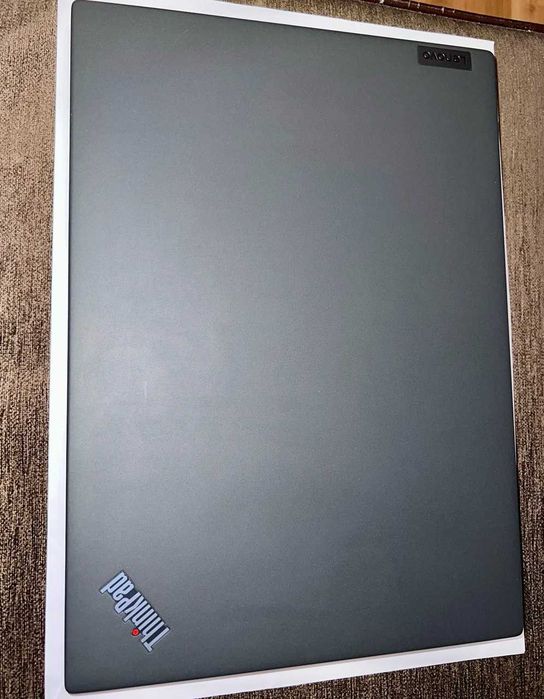 Lenovo ThinkPad T14s ca nou in garantie