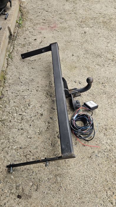 Теглич за Голф 5 хетчбек