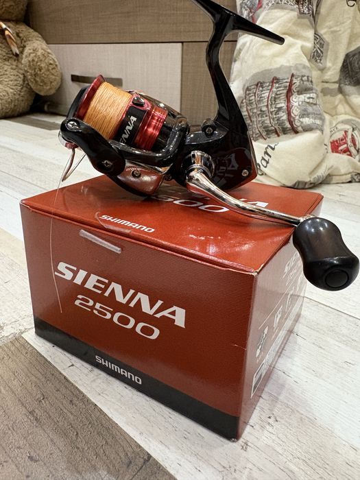Mirox Golden Catch , с макара Shimano Siena