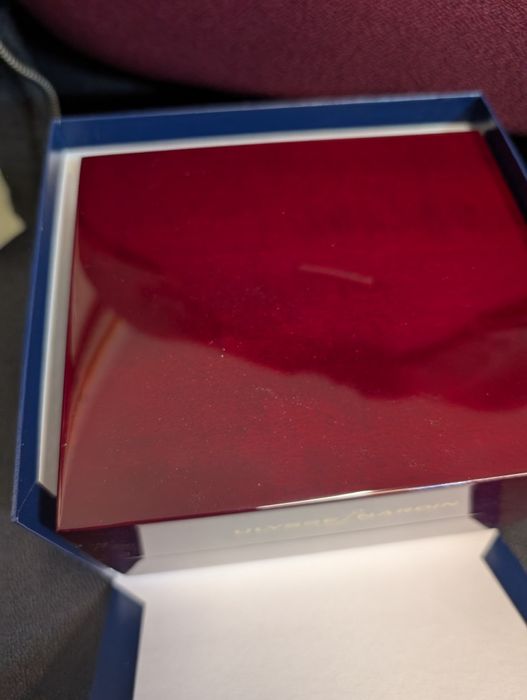 Cutie ceas Ulysses Nardin originala 100%