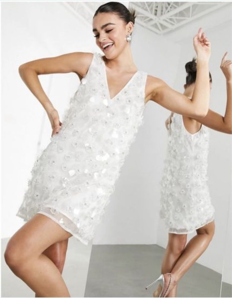 Блестяща рокля с 3-D кристални цветя Asos Асос - бяла